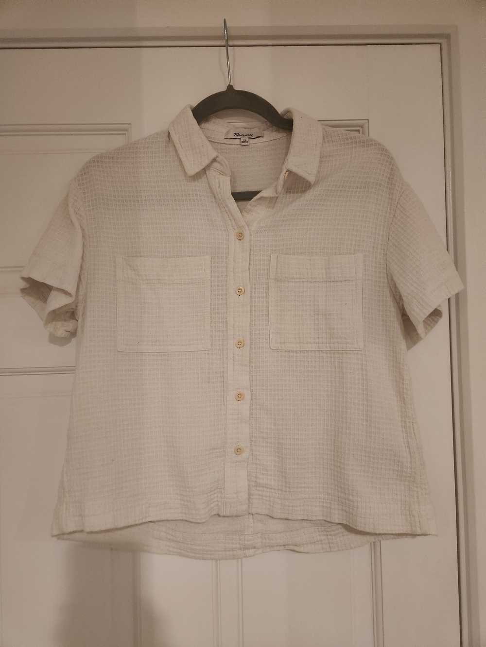 Madewell Short-Sleeve Button-Down Shirt in Off-White